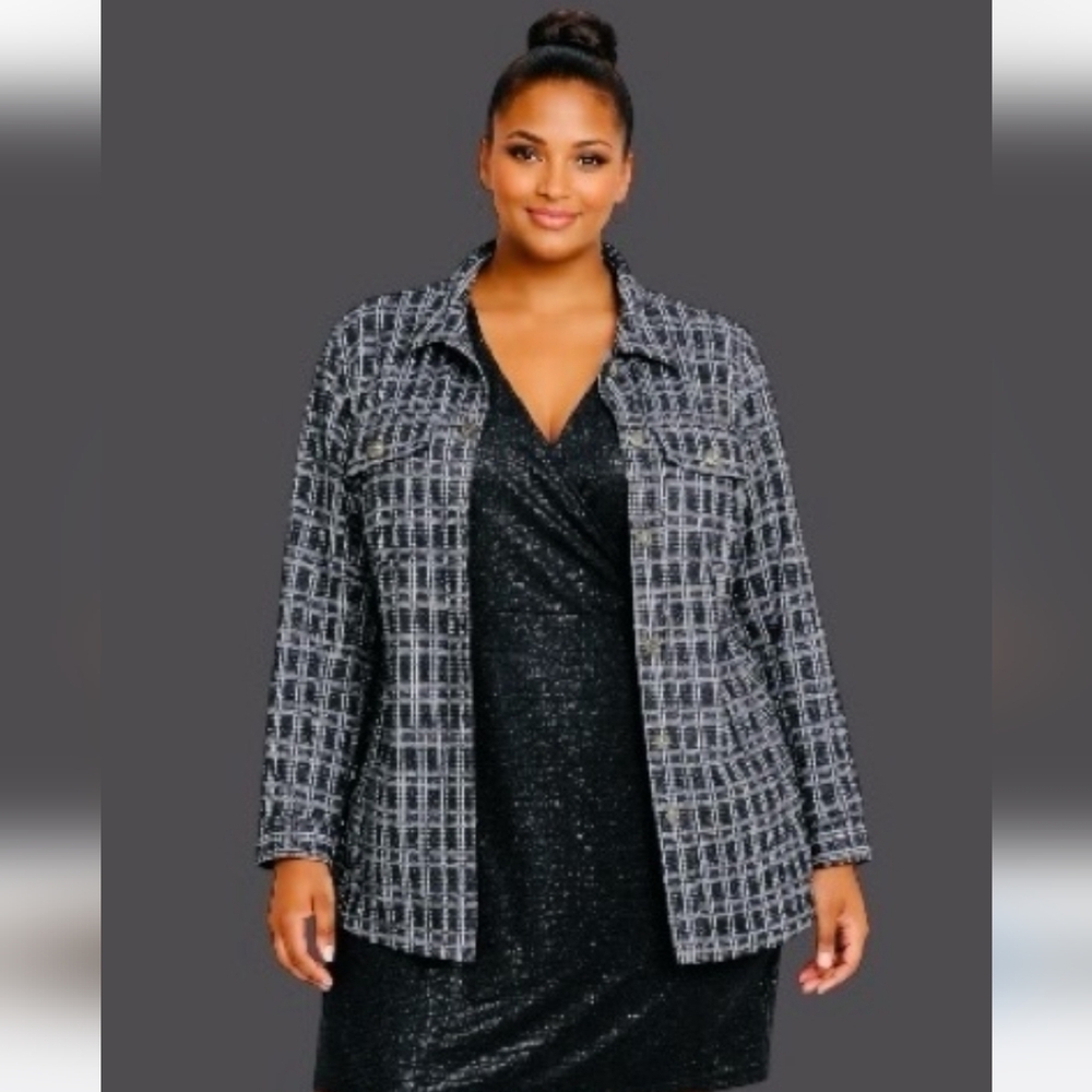 💥Sale💥Torrid Black and White Textured Jacket